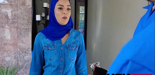  Maya Bijou In Mini Muslim Makes A Deal